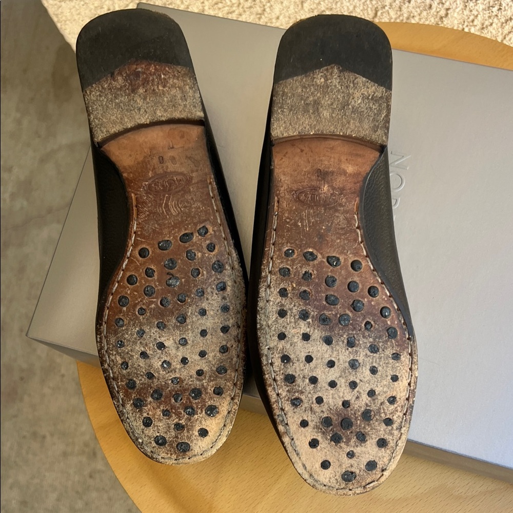 Tod's Black Leather Loafers - Picture 6 of 16